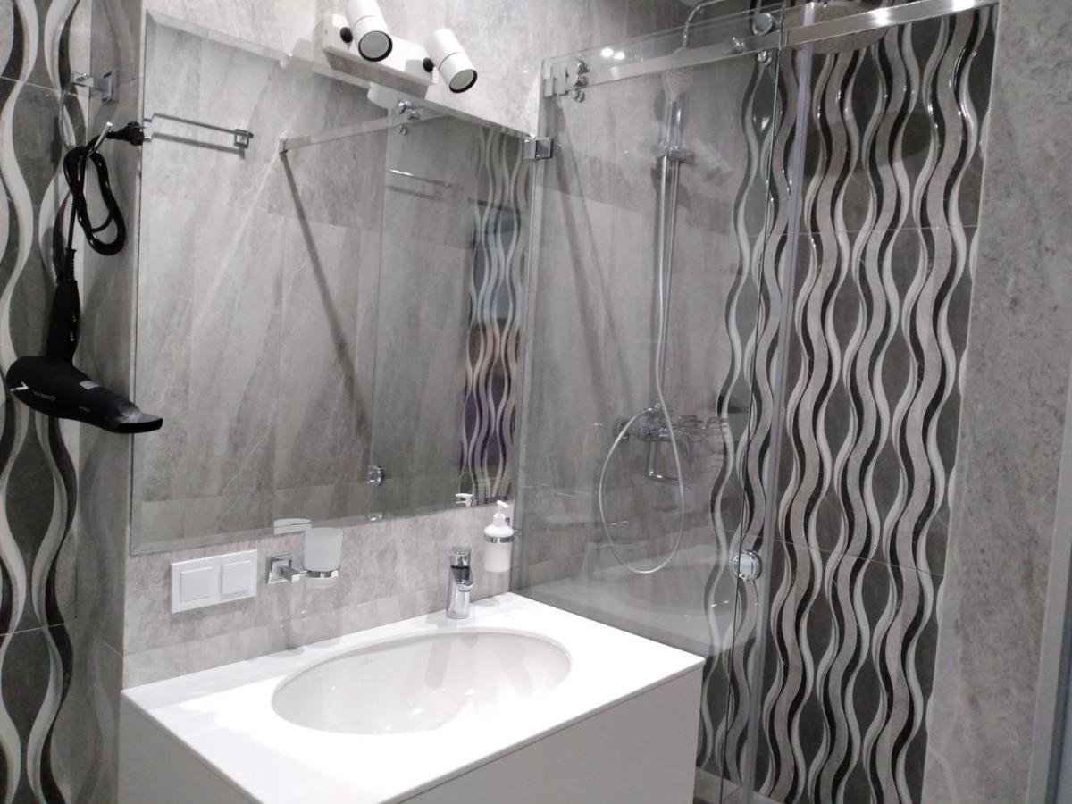 Viktory 5 B, Apartments Киев Екстериор снимка
