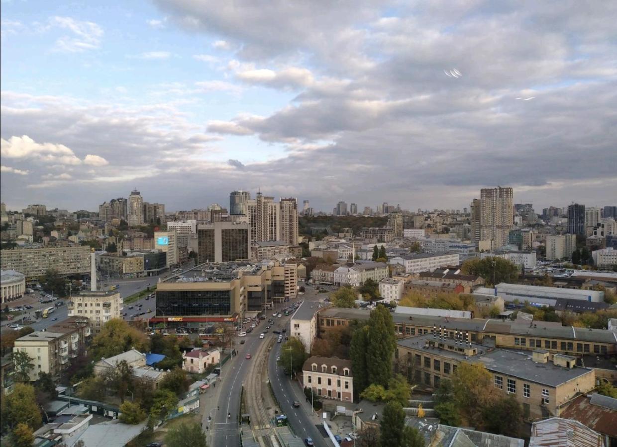 Viktory 5 B, Apartments Киев Екстериор снимка